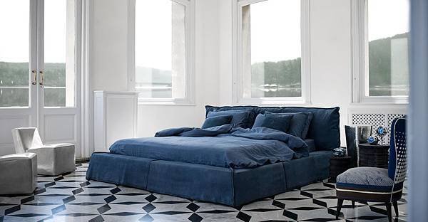 Baxter Paris bed-1.jpg