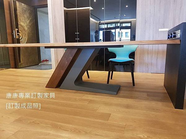 TL款型胡桃木餐桌-4
