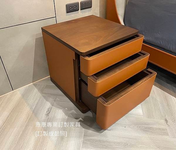 Fidelio款型床頭櫃-16.jpg