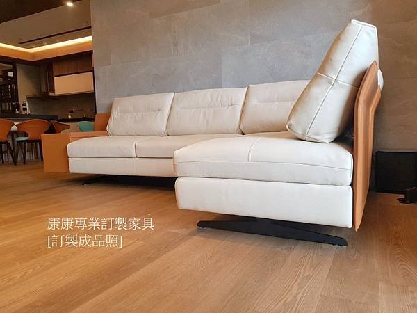 8_沙發.jpg