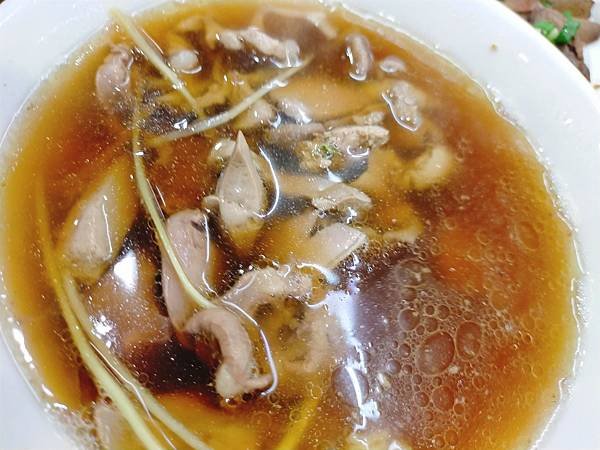 【雲林土庫美食】土庫媽祖廟旁傳香70多年的傳統老店ー阿海師鴨