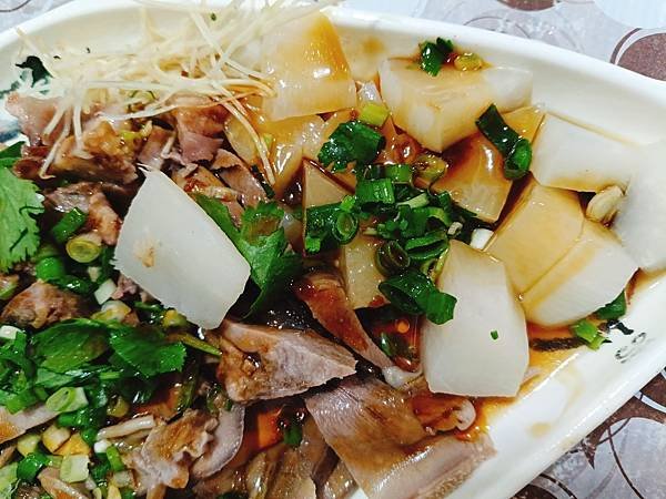 【新北石碇美食】即將邁入百年的山中古早味麵攤--石碇頭骨肉老