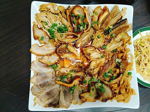 【高雄左營美食】來自東北瀋陽口味酸菜白肉鍋美味—金 東北私房