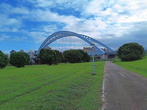 【中和美景】中正橋棒球場意外插曲美拍中正橋—中正橋棒球場