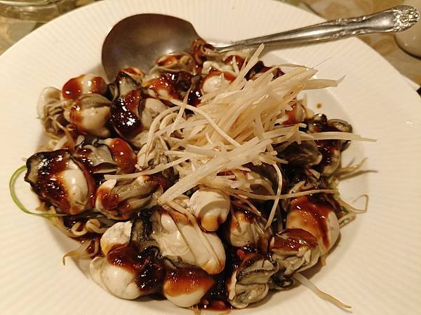 【台北中正美食】脆皮烤鴨、台菜及海鮮料理結合的宴會桌菜—御鼎