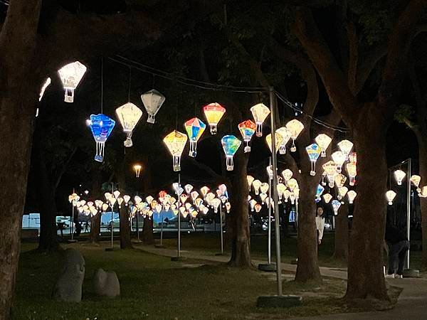 2023.11台東山海之旅２-熄燈前的鐵花村