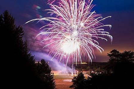 firework-845078_640.jpg