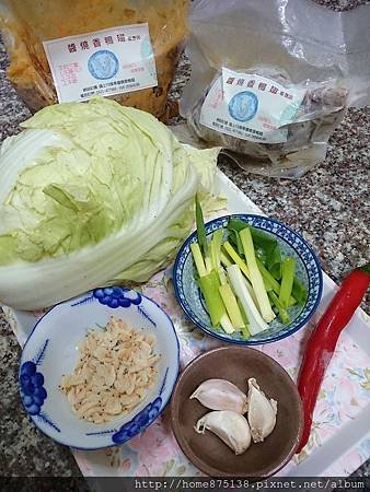 白菜滷的食材