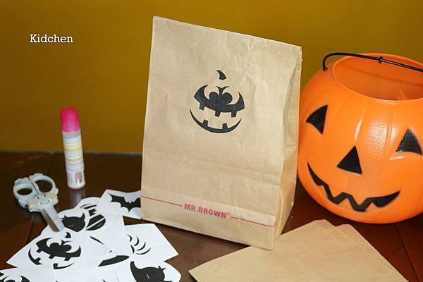 Halloween Bag.jpg