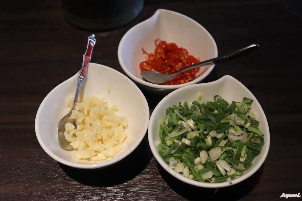 [高雄鍋物推薦]銅花精緻涮涮鍋－美術館店/吃鍋還有桌邊服務太