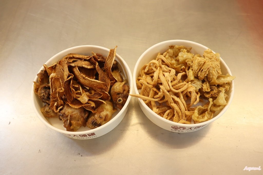 [台南黃昏市場推薦]尚青崇義黃昏市場/大頭雞薑片茶油雞/双味