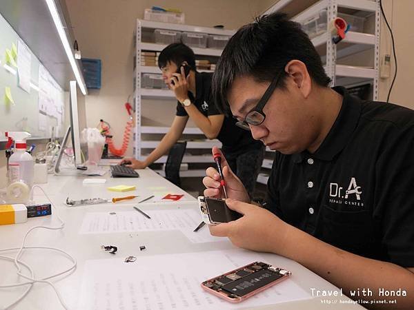 專業維修師傅-iPhone手機維修推薦