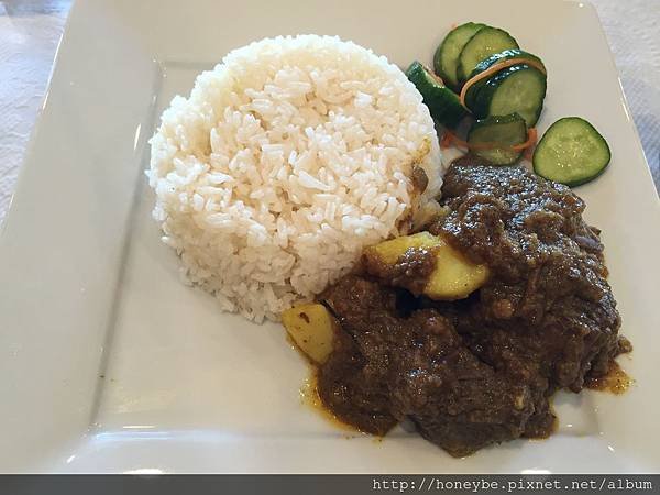 Irrawaddy_beef%20curry.jpg