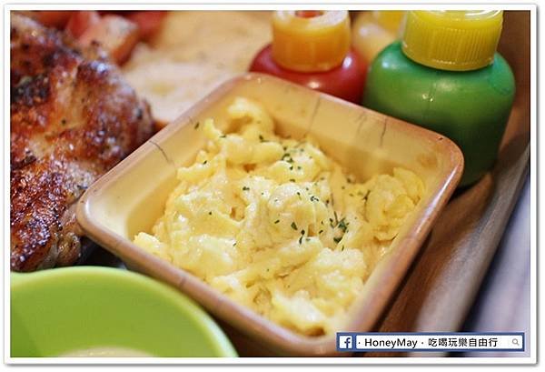IMG_7683TankQ cafe松江南京.JPG
