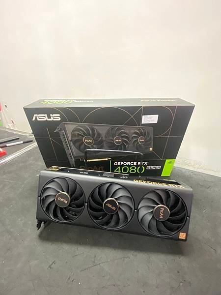 🧚‍♀️ Ryzen9 9950X+華碩 ROG CROSS
