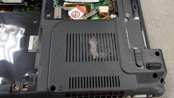 TOSHIBA PORTEGE M600-b02 (2).jpg