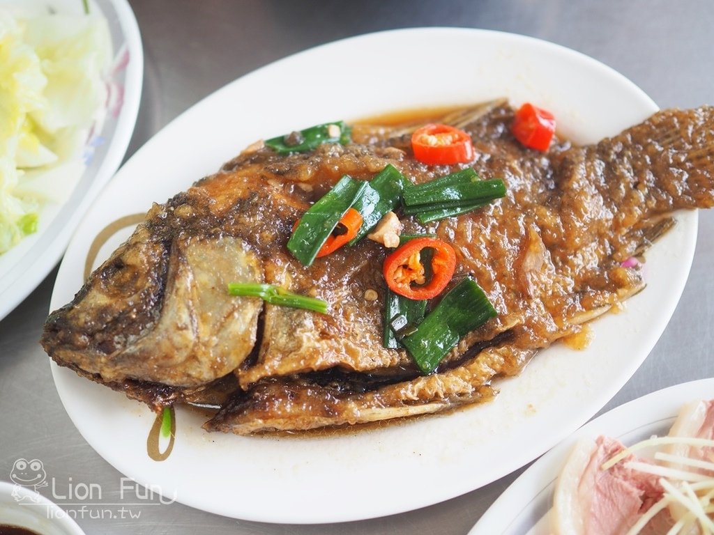 嘉義火雞肉飯推薦｜蕭老師火雞肉飯。九成的客人都是嘉義在地人｜