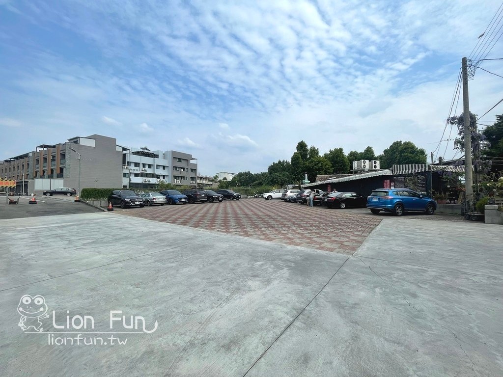 南投義大利冰品｜貝拉義大利冰淇淋店。隱藏在文心園內冰淇淋店咖