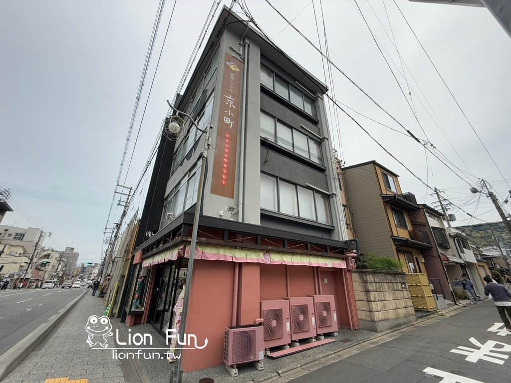 京都和服租借｜京小町 清水總店。清水寺和服租借｜八坂神社附近