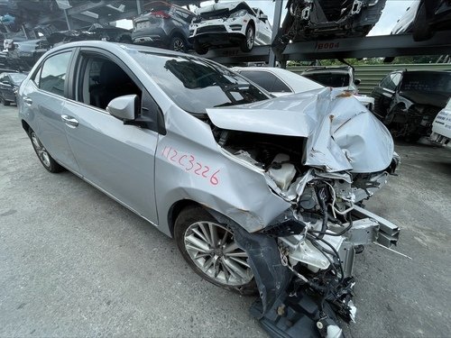 2014 豐田 TOYOTA ALTIS 銀色 1.8 4D