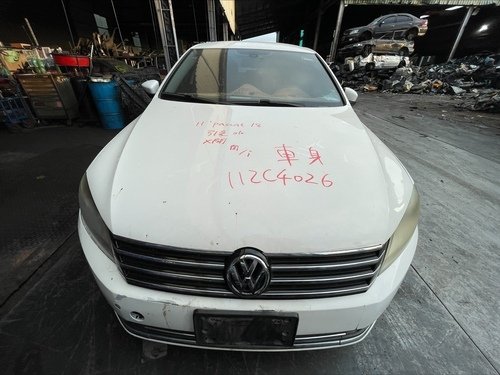 2011 Volkswagen 福斯 PASSAT 白色 1