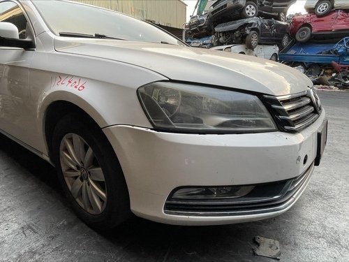 2011 Volkswagen 福斯 PASSAT 白色 1