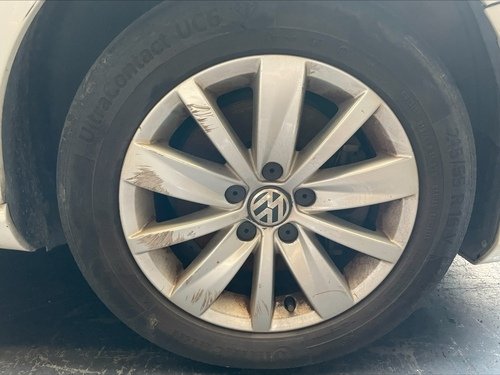 2011 Volkswagen 福斯 PASSAT 白色 1