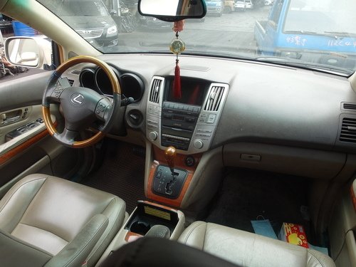 2005 Lexus 凌志 RX330 棕色 3.3 5D