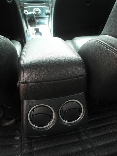 2011 Luxgen 納智捷 U7 白色 2.2