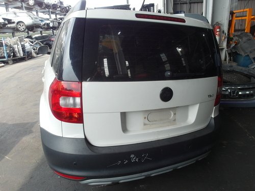 2011 Skoda 斯柯達 YETI 白色 1.2 5D