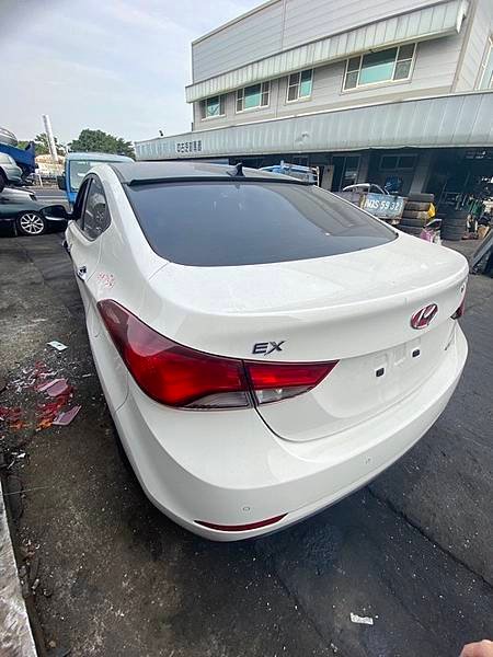 2014 Hyundai 現代 卓越 白色 1.8 4D