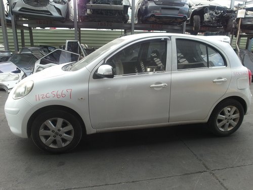 2012 Nissan 日產 新馬曲 白色 1.5 5D