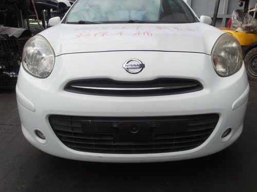 2012 Nissan 日產 新馬曲 白色 1.5 5D
