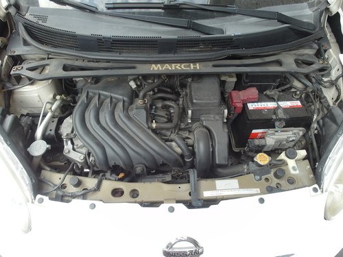 2012 Nissan 日產 新馬曲 白色 1.5 5D