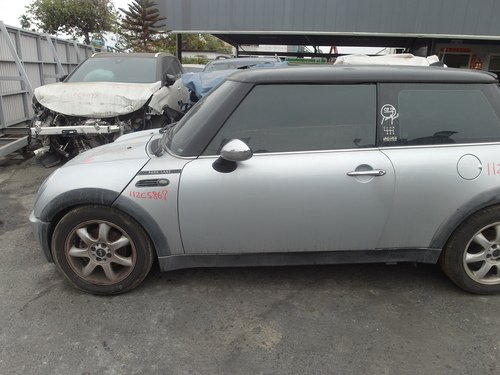 2006 MINI 迷你 COOPER 銀黑色 1.6 3D