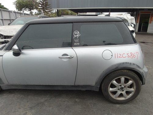 2006 MINI 迷你 COOPER 銀黑色 1.6 3D