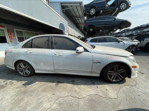 2012 Benz 賓士 C250 白色 1.8 4D