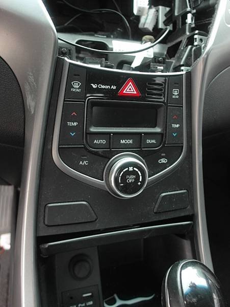 2016 Hyundai 現代 卓越 黑色 1.6 4D