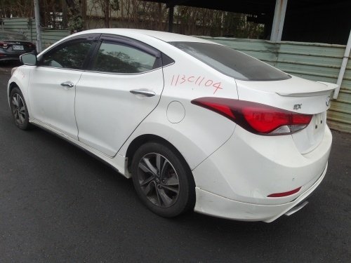 2015 Hyundai 現代 卓越 白色 1.8 4D