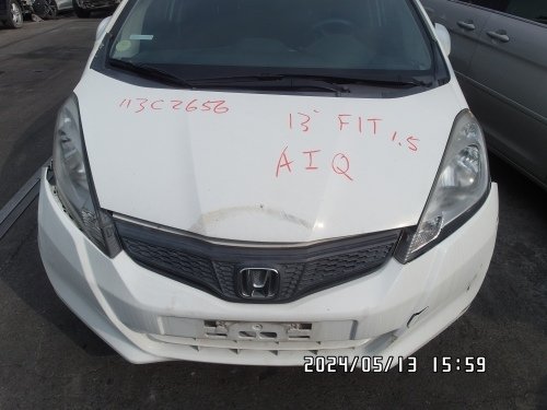 2013 Honda 本田 FIT 白色 1.5 5D