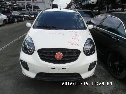 2011年 TOBE 酷比 Wcar 白色 1.5 5D