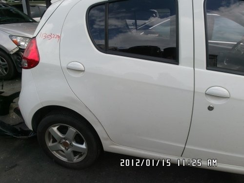 2011年 TOBE 酷比 Wcar 白色 1.5 5D