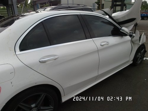 2016年 BENZ 賓士 C300 白色 2.0 4D