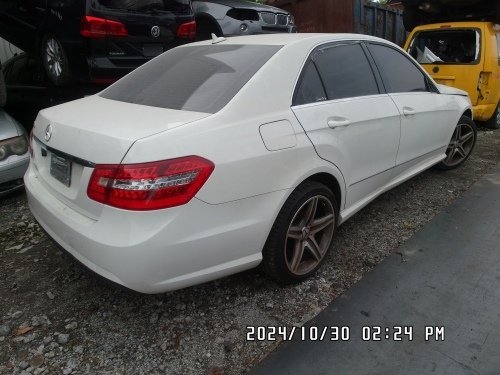 2009年 BENZ 賓士 E350 白色 3.5 4D