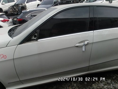 2009年 BENZ 賓士 E350 白色 3.5 4D