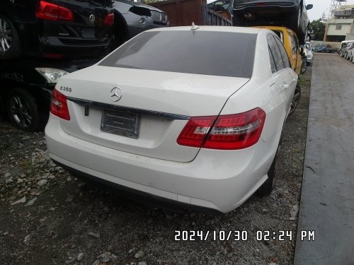 2009年 BENZ 賓士 E350 白色 3.5 4D