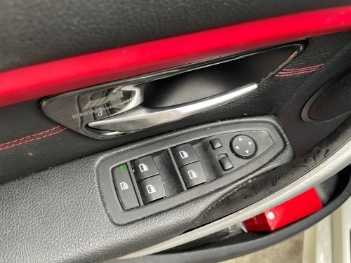2013年 BMW 寶馬 F30 白色 1.6 4D