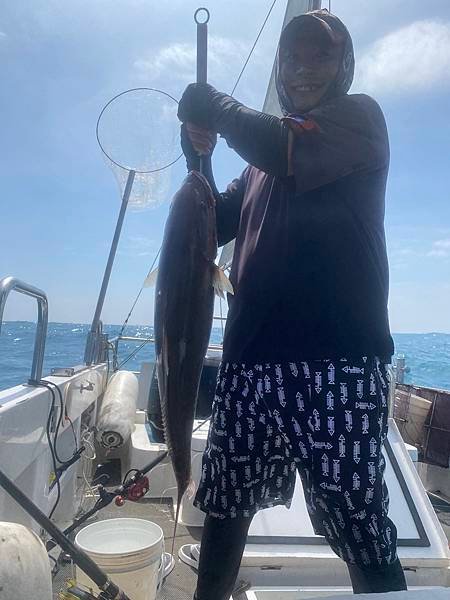 【釣】10月【況】☆閎喆娛樂海釣船☆