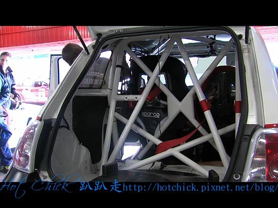 2010111607.jpg