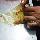 香蕉雞茸腐皮捲 (14)